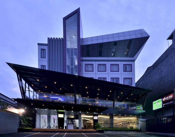 Imagen general del Hotel Oak Tree Urban Jakarta. Foto 1