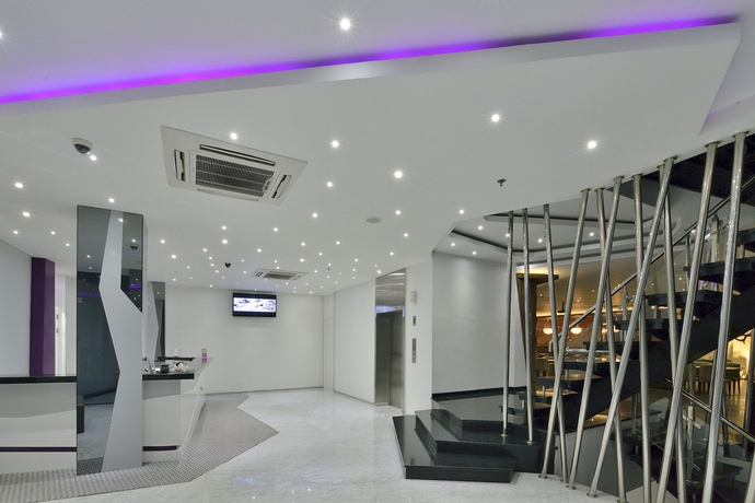 Imagen general del Hotel Oak Tree Urban Jakarta. Foto 2