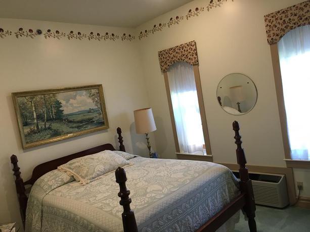 Imagen de la habitación del Hotel Oak Valley Inn And Suites. Foto 2