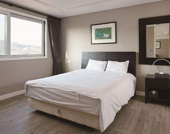 Imagen general del Hotel Oak Valley Resort. Foto 3