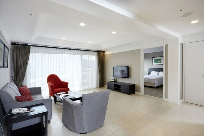 Imagen de la habitación del Hotel Oak Valley Resort. Foto 18