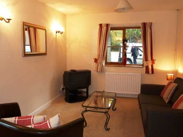 Imagen de los interiores del Hotel Oakhill. Foto 16