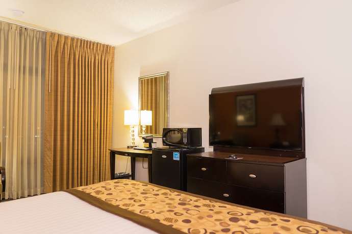 Imagen de la habitación del Hotel Oakland Airport Executive. Foto 8