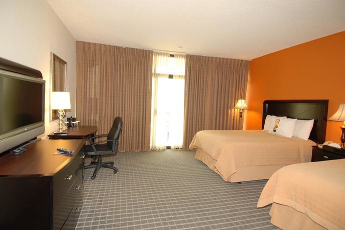 Imagen de la habitación del Hotel Oakland Airport Executive. Foto 11