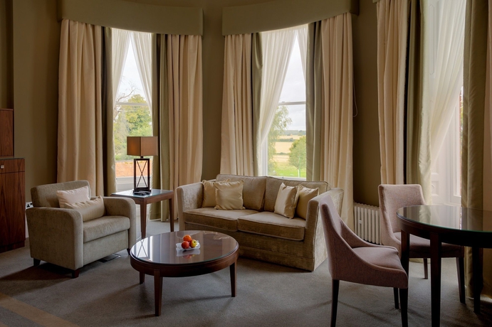 Imagen de los interiores del Hotel Oakley Hall. Foto 14