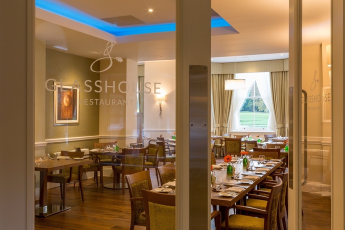 Imagen del bar/restaurante del Hotel Oakley Hall. Foto 3