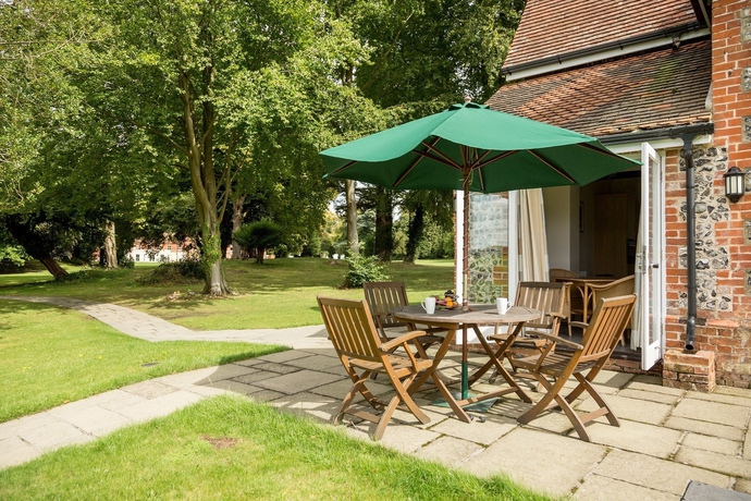 Imagen del bar/restaurante del Hotel Oakley Hall. Foto 5