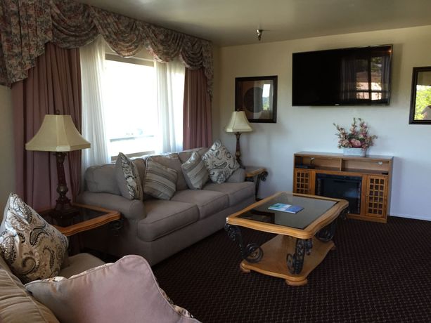 Imagen de la habitación del Hotel Oakridge Inn. Foto 9