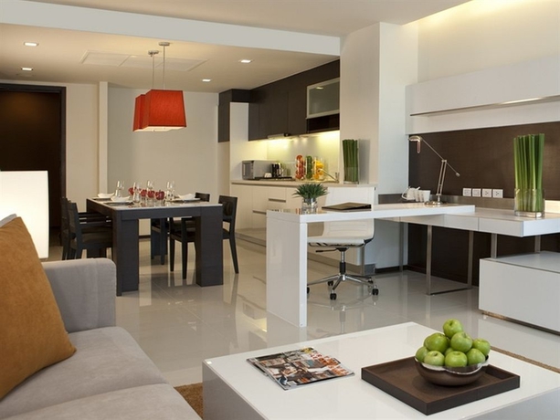 Imagen de la habitación del Hotel Oaks Bangkok Sathorn. Foto 5