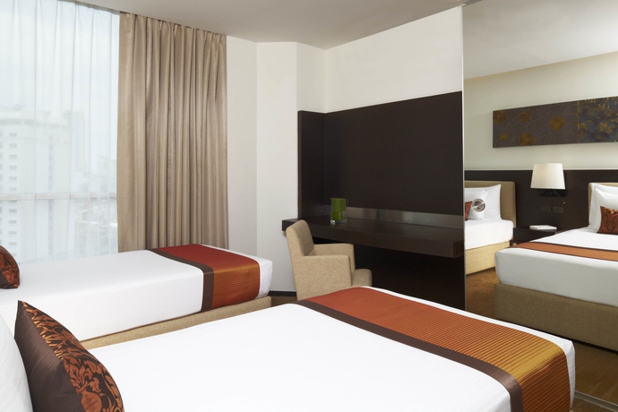 Imagen de la habitación del Hotel Oaks Bangkok Sathorn. Foto 11