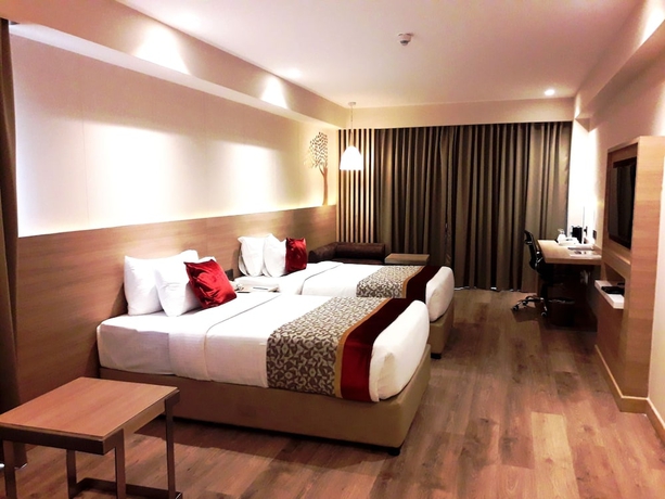 Imagen de la habitación del Hotel Oaks Bodhgaya. Foto 5