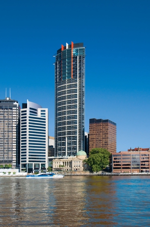 Imagen de los exteriores del Hotel Oaks Brisbane Aurora Suites. Foto 8