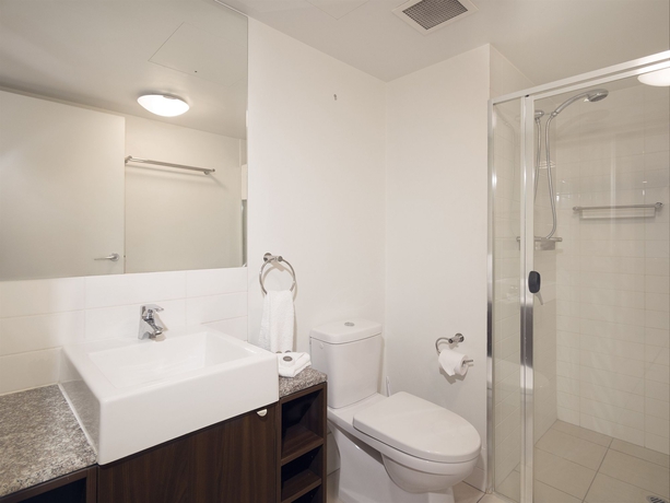 Imagen de la habitación del Hotel Oaks Brisbane Aurora Suites. Foto 6