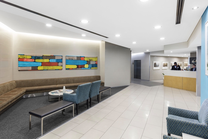 Imagen de los interiores del Hotel Oaks Brisbane Festival Suites. Foto 4