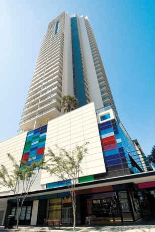 Imagen de los exteriores del Hotel Oaks Brisbane River City Suites. Foto 11