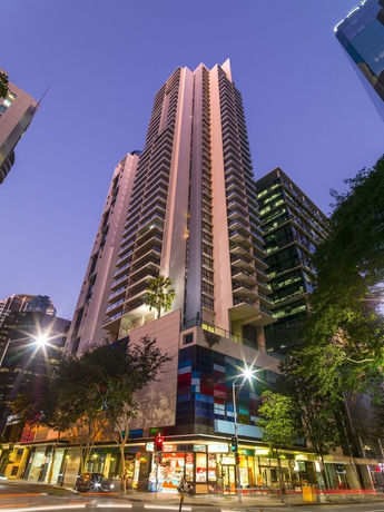 Imagen general del Hotel Oaks Brisbane River City Suites. Foto 1