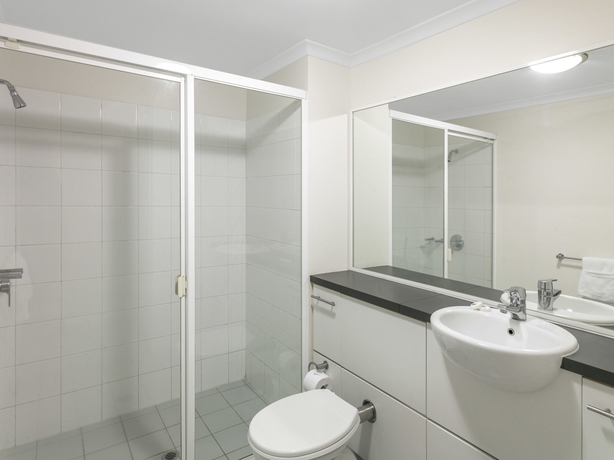 Imagen de la habitación del Hotel Oaks Brisbane River City Suites. Foto 6