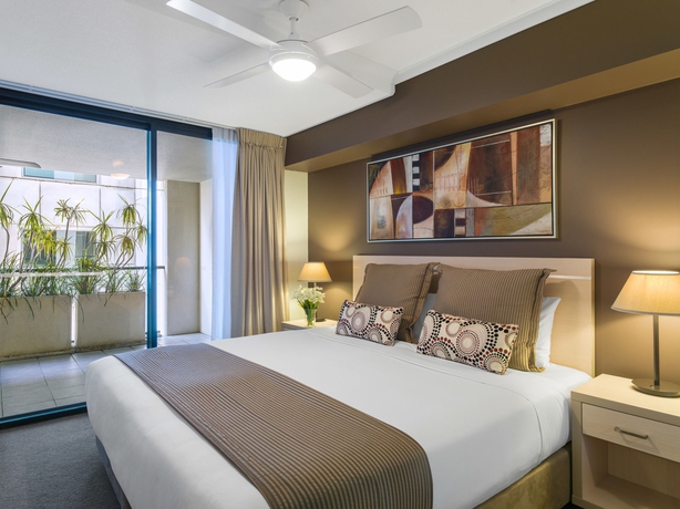 Imagen de la habitación del Hotel Oaks Brisbane River City Suites. Foto 9