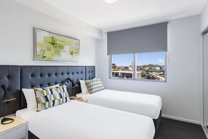 Imagen de la habitación del Hotel Oaks Brisbane Woolloongabba Suites. Foto 3