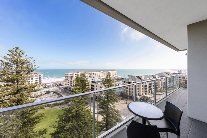 Imagen de los exteriores del Hotel Oaks Glenelg Liberty Suites. Foto 10