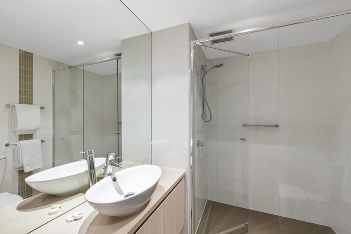 Imagen de la habitación del Hotel Oaks Glenelg Plaza Pier Suites. Foto 2