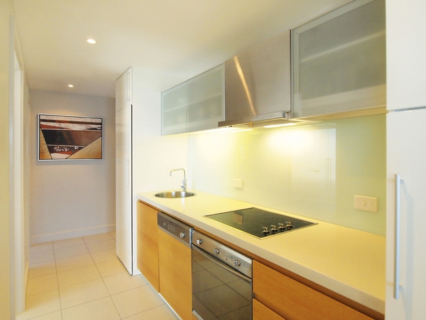Imagen de la habitación del Hotel Oaks Glenelg Plaza Pier Suites. Foto 4