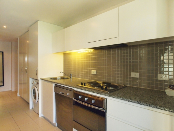 Imagen de la habitación del Hotel Oaks Glenelg Plaza Pier Suites. Foto 5