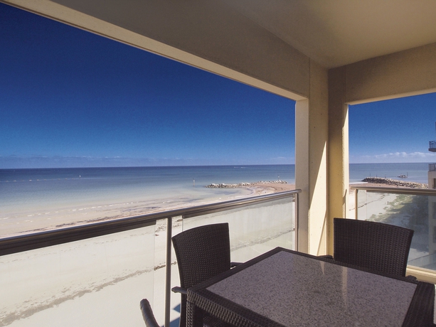 Imagen de la habitación del Hotel Oaks Glenelg Plaza Pier Suites. Foto 9