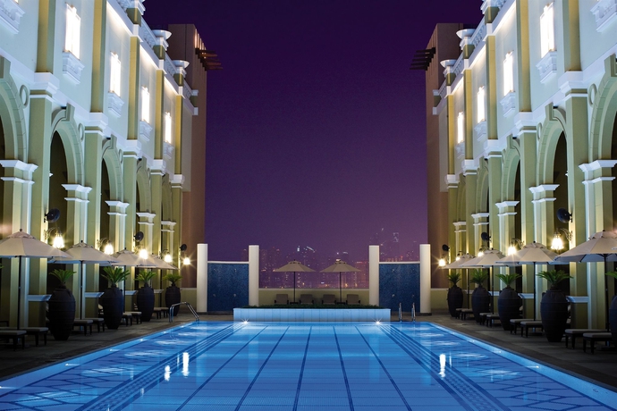 Imagen de la piscina del Hotel Oaks Ibn Battuta Gate Dubai. Foto 16