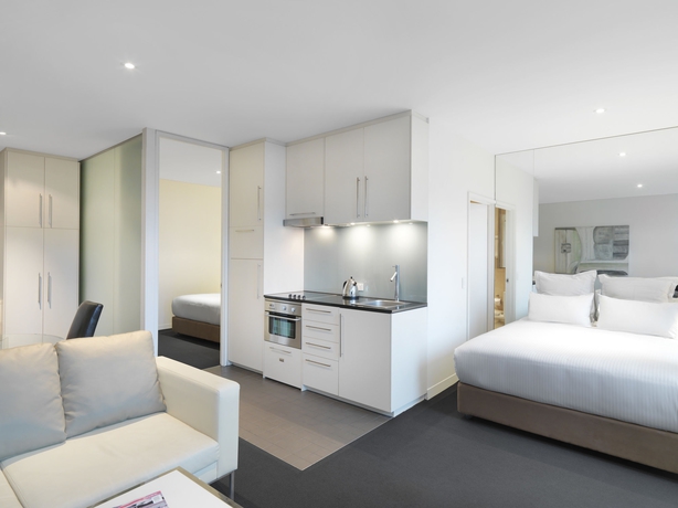 Imagen de la habitación del Hotel Oaks Melbourne On Collins. Foto 9