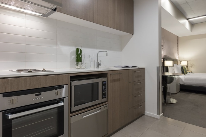 Imagen de la habitación del Hotel Oaks Melbourne On William Suites. Foto 7