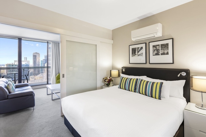 Imagen de la habitación del Hotel Oaks Melbourne On William Suites. Foto 14