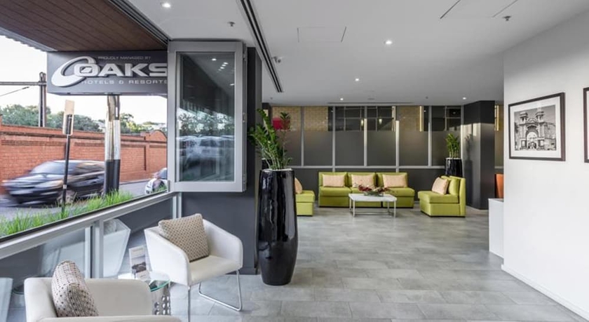Imagen de los interiores del Hotel Oaks Melbourne South Yarra Suites. Foto 15