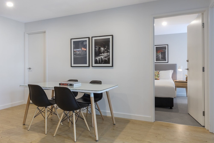 Imagen de la habitación del Hotel Oaks Melbourne Southbank Suites. Foto 13