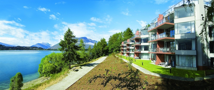 Imagen de los exteriores del Hotel Oaks Queenstown Shores Resort. Foto 9