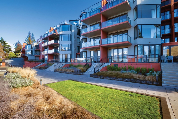 Imagen de los exteriores del Hotel Oaks Queenstown Shores Resort. Foto 10