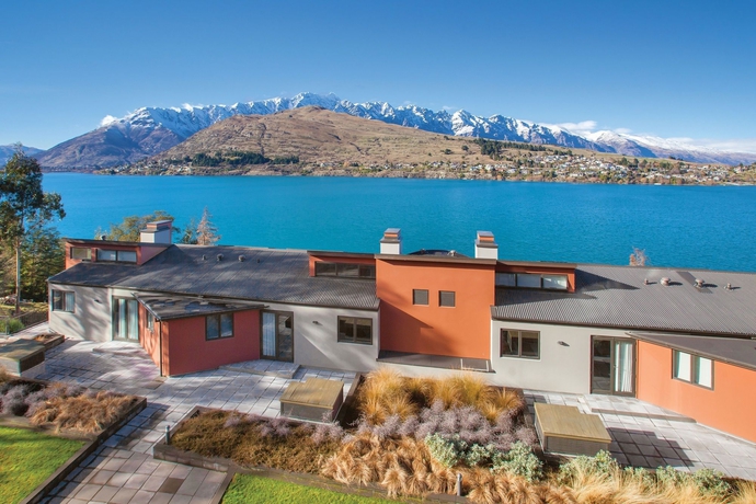 Imagen general del Hotel Oaks Queenstown Shores Resort. Foto 2