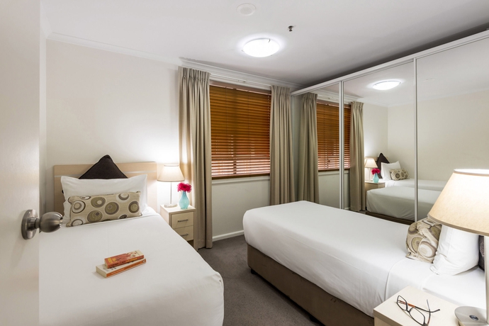 Imagen de la habitación del Hotel Oaks Sydney Goldsbrough Suites. Foto 10