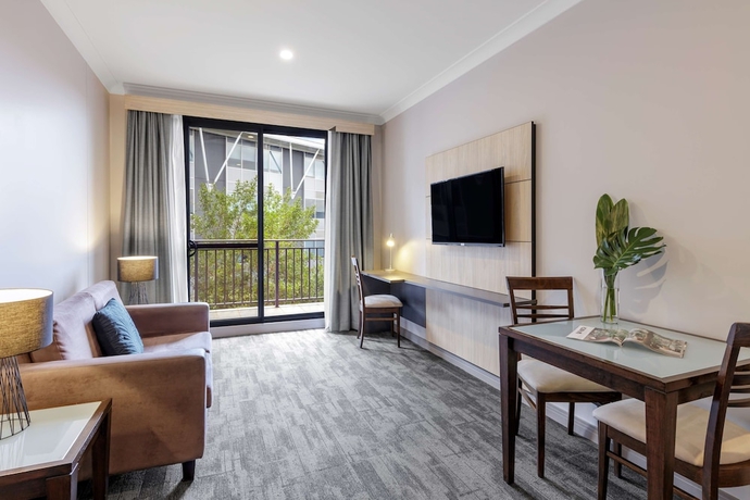 Imagen de la habitación del Hotel Oaks Sydney North Ryde Suites. Foto 10