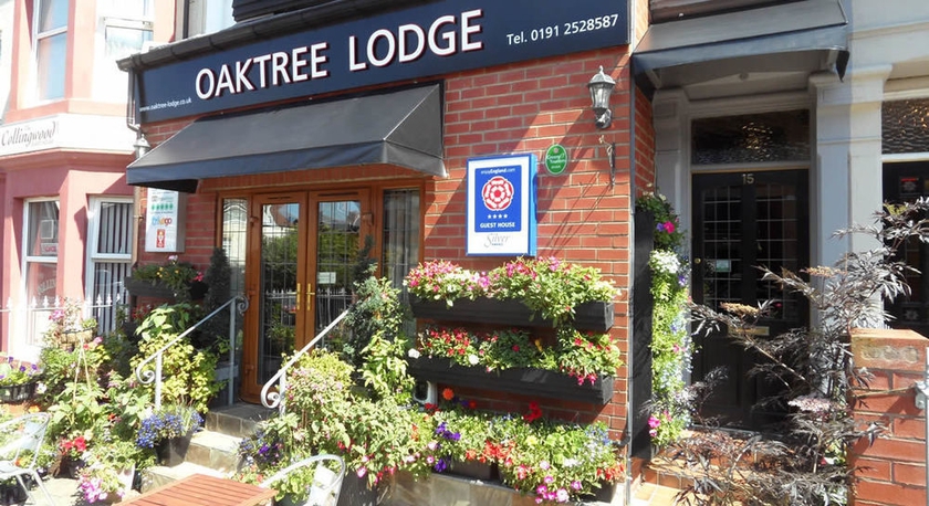 Imagen general del Hotel Oaktree Lodge. Foto 2