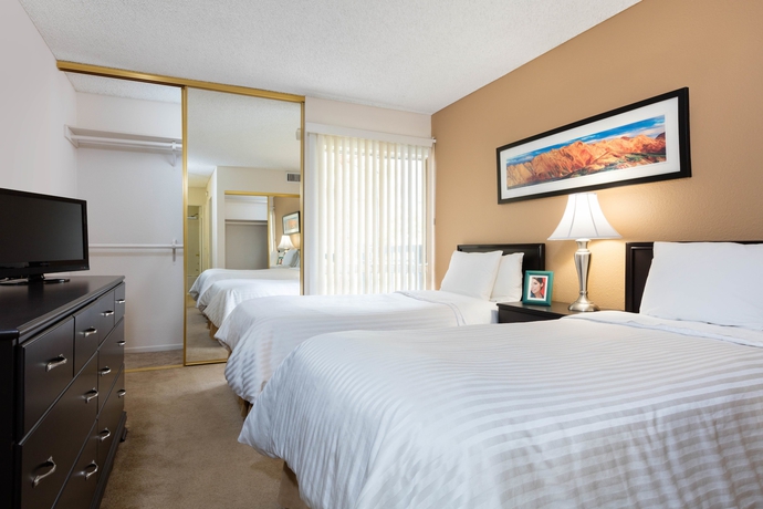 Imagen de la habitación del Hotel Oakwood At Toluca Hills. Foto 3
