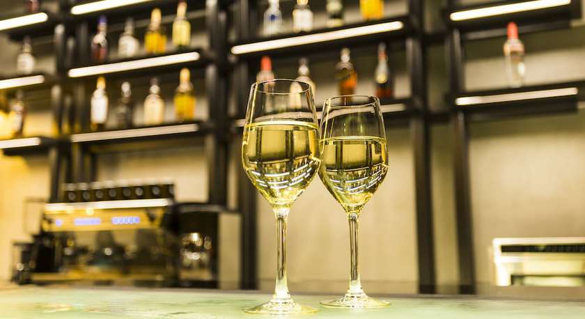 Imagen del bar/restaurante del Hotel Oakwood Bencoolen Singapore. Foto 3