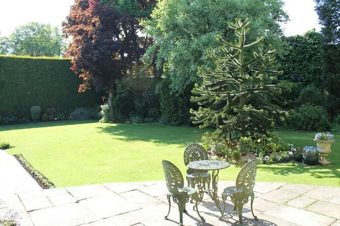 Imagen general del Hotel Oakwood Hall. Foto 9