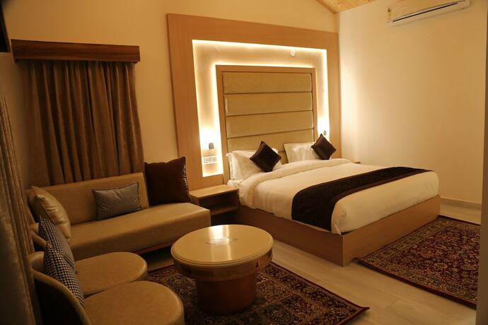 Imagen general del Hotel Oakwood Hamlet Resort - Shoghi - Shimla. Foto 6
