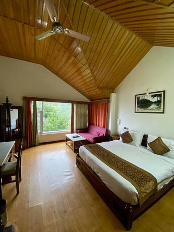 Imagen general del Hotel Oakwood Hamlet Resort - Shoghi - Shimla. Foto 10