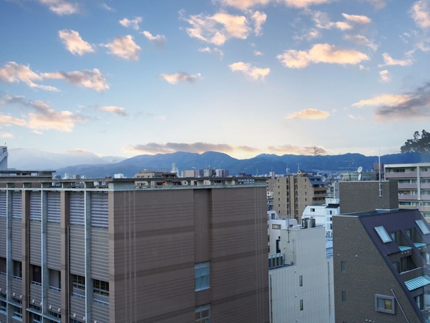 Imagen de la habitación del Hotel Oakwood Oike Kyoto. Foto 4