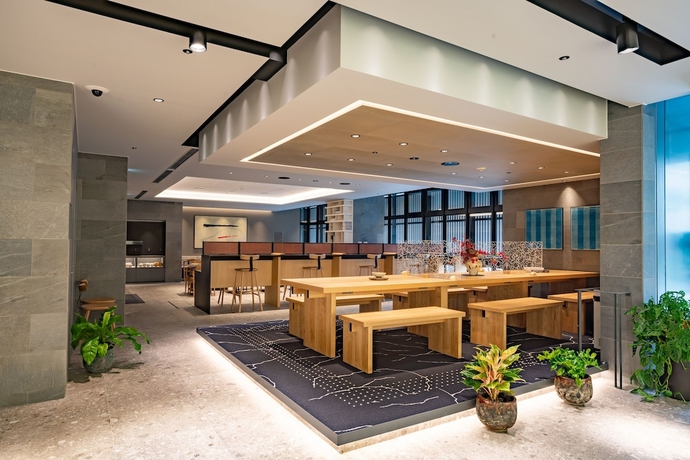 Imagen de los interiores del Hotel Oakwood Oike Kyoto. Foto 19
