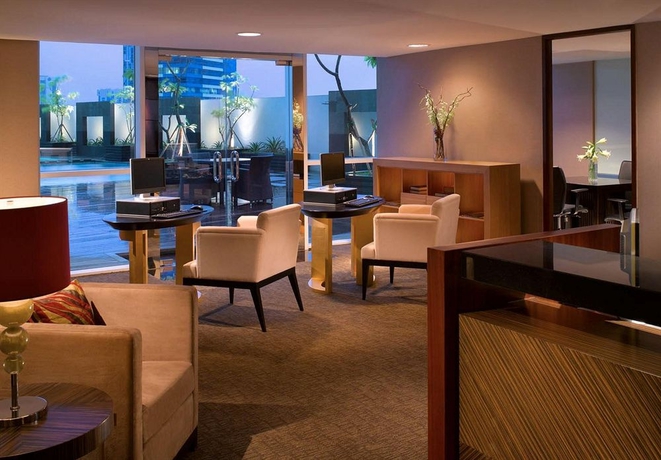 Imagen de los interiores del Hotel Oakwood Premier Cozmo Jakarta. Foto 8