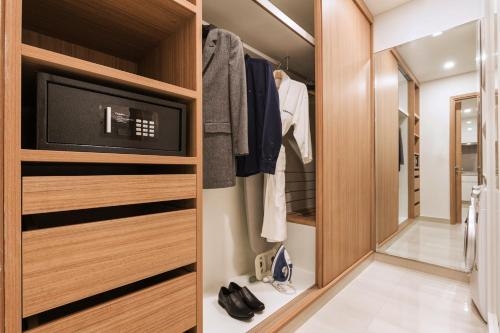 Imagen de la habitación del Hotel Oakwood Residence Saigon. Foto 6