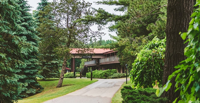 Imagen general del Hotel Oakwood Resort. Foto 1